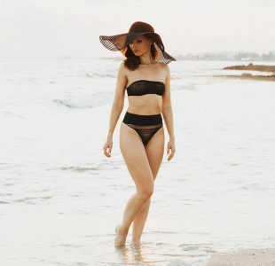 jeny-smith-beach-000000