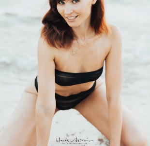 jeny-smith-beach-000009