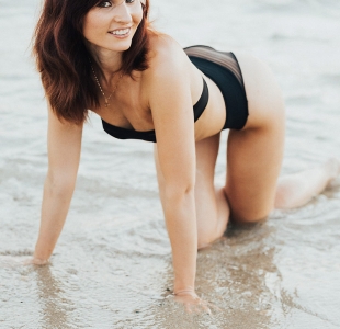 jeny-smith-beach-000010