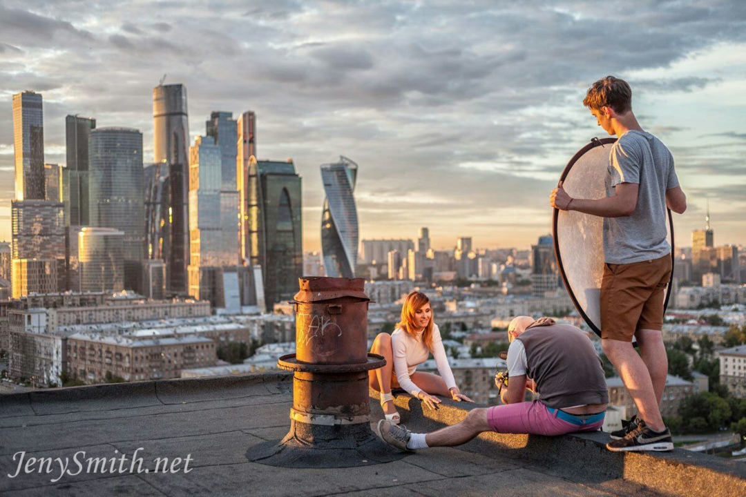 2_Some_backstage_shots_Jeny_Smith