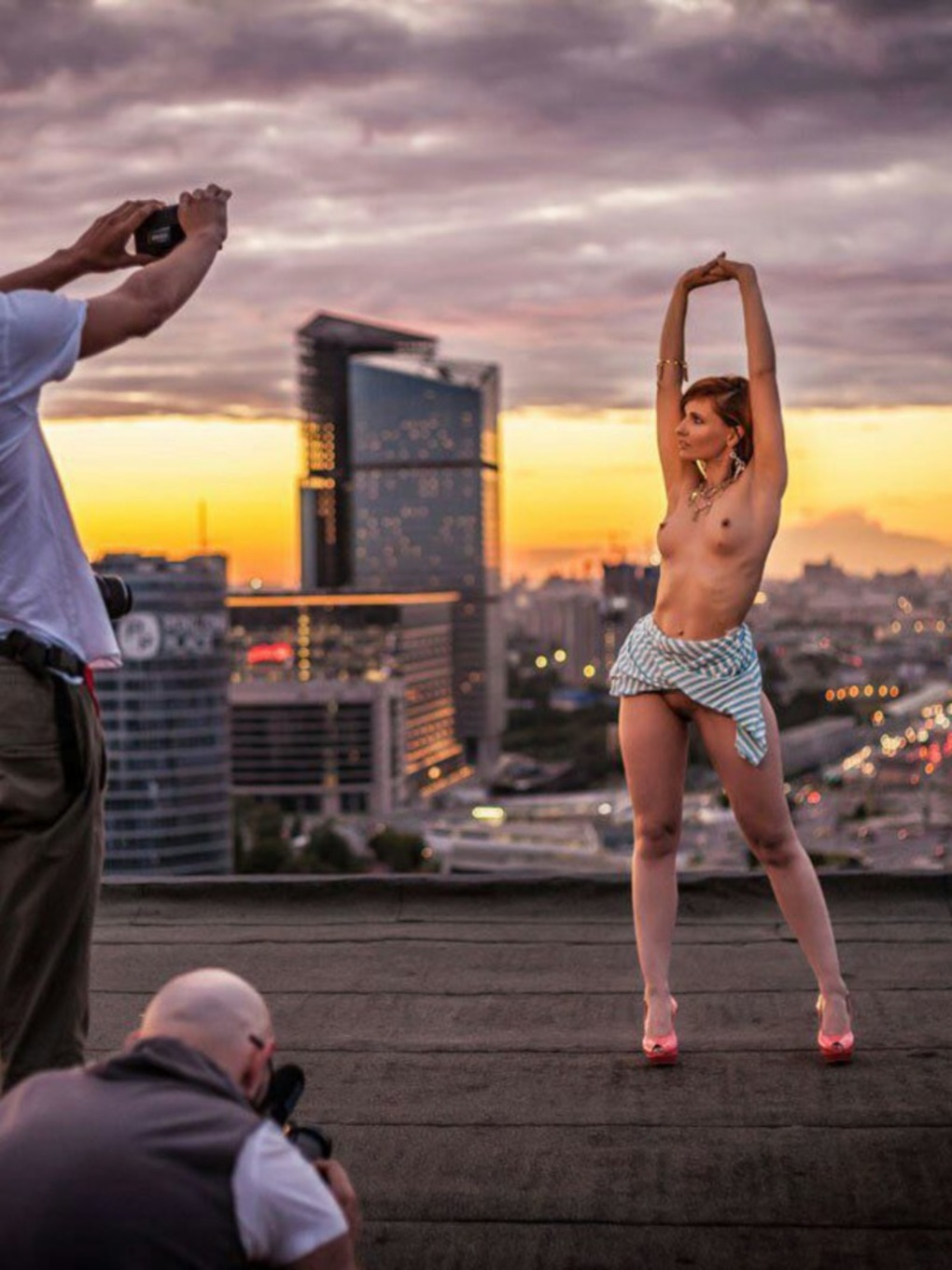 7_Some_backstage_shots_Jeny_Smith