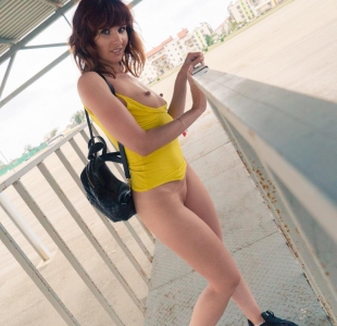 jeny-smith-firm-legs_11