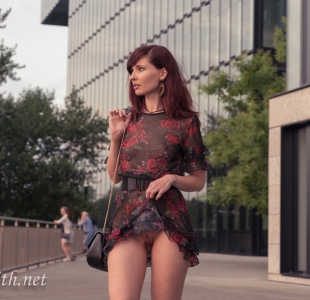 jeny-smith-transparent-dress-000008