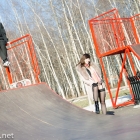 jeny-smith-naked-skatepark_07.jpg