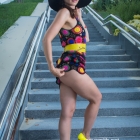 jeny-smith-yellow-heels_05