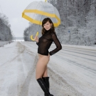 jeny-smith-yellow-umbrella_08.jpg